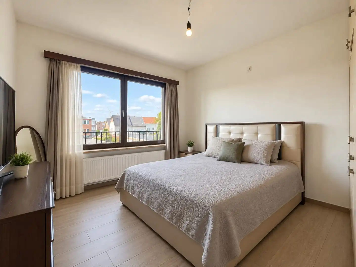 Prachtig gerenoveerd appartement met 2 slaapkamers en garagebox te huur te Wondelgem foto 11