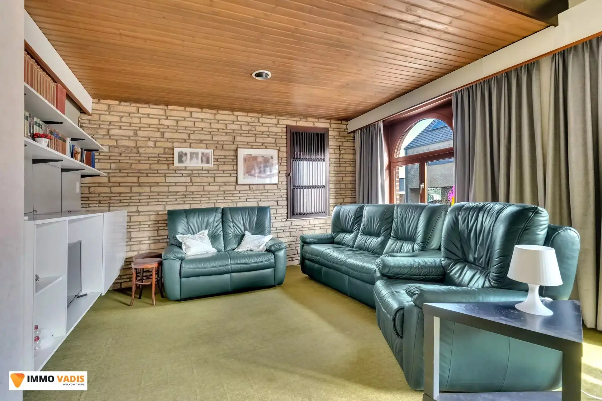 Halfopen bebouwing met 4 slaapkamers en vrijstaande garage foto 13