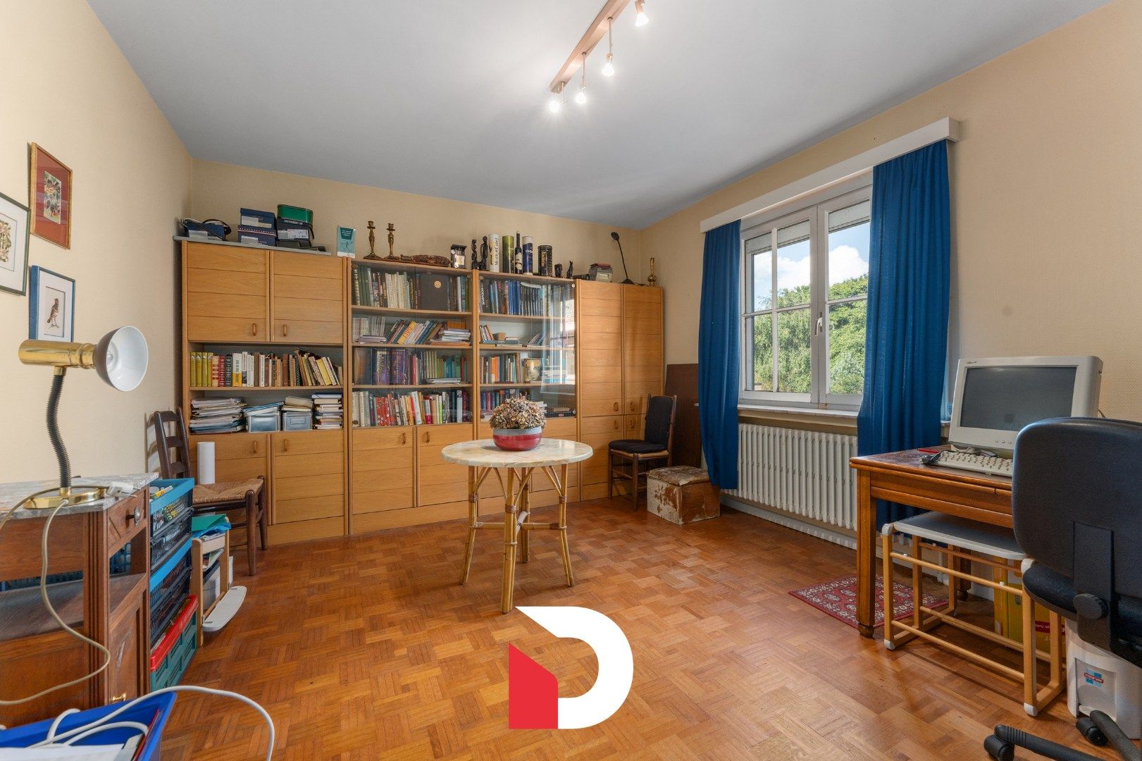 Te renoveren karakterwoning met diepe tuin en garage op centrale ligging foto 10