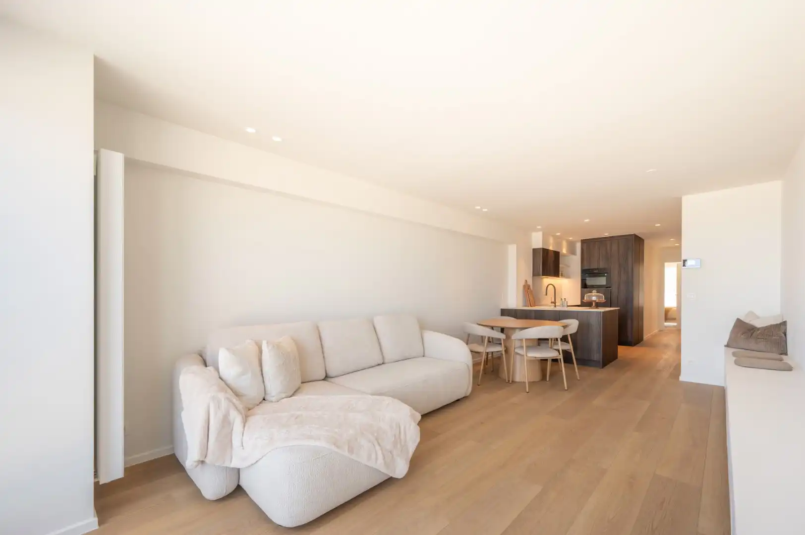 Exclusief appartement op de Zeedijk met adembenemend frontaal zeezicht foto 4