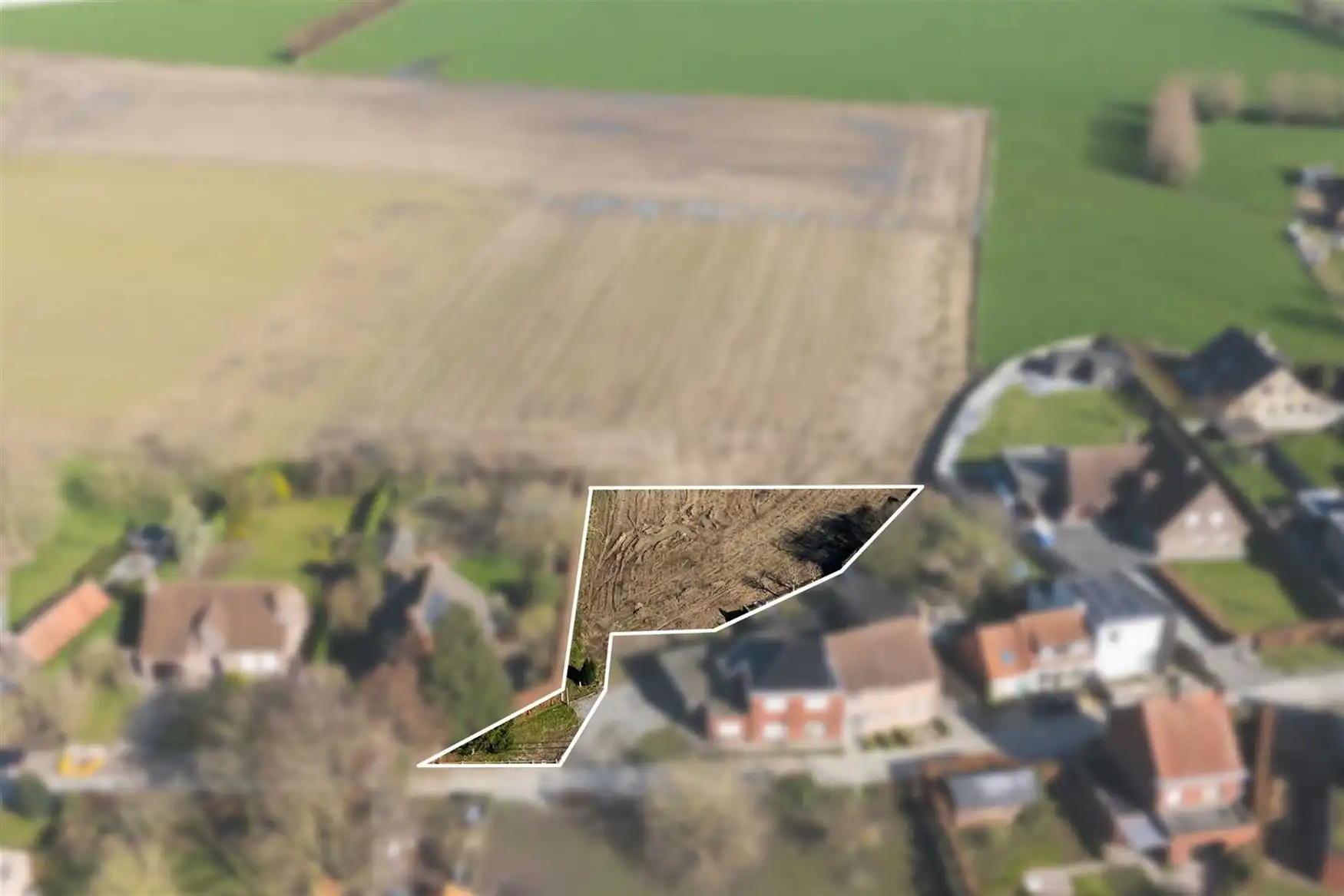 Rustig gelegen bouwgrond van 954 m² met landelijk uitzicht foto 4