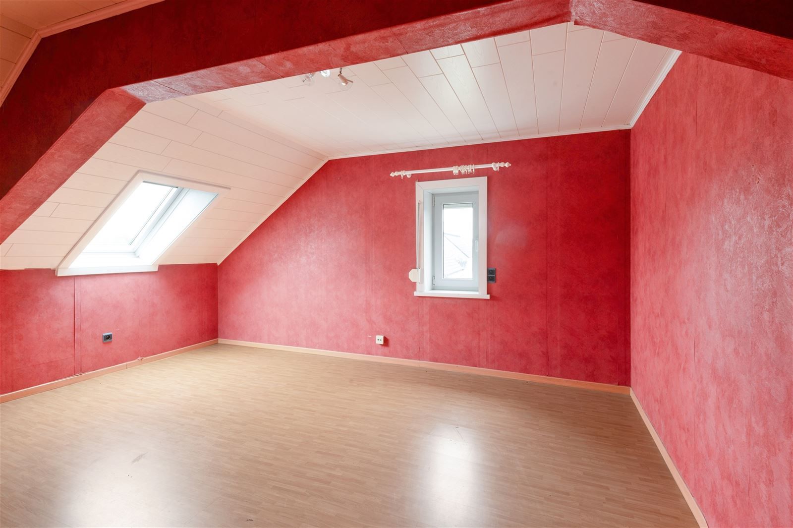 Charmante woning met potentieel in Elene lippenhovestraat 21 foto 11