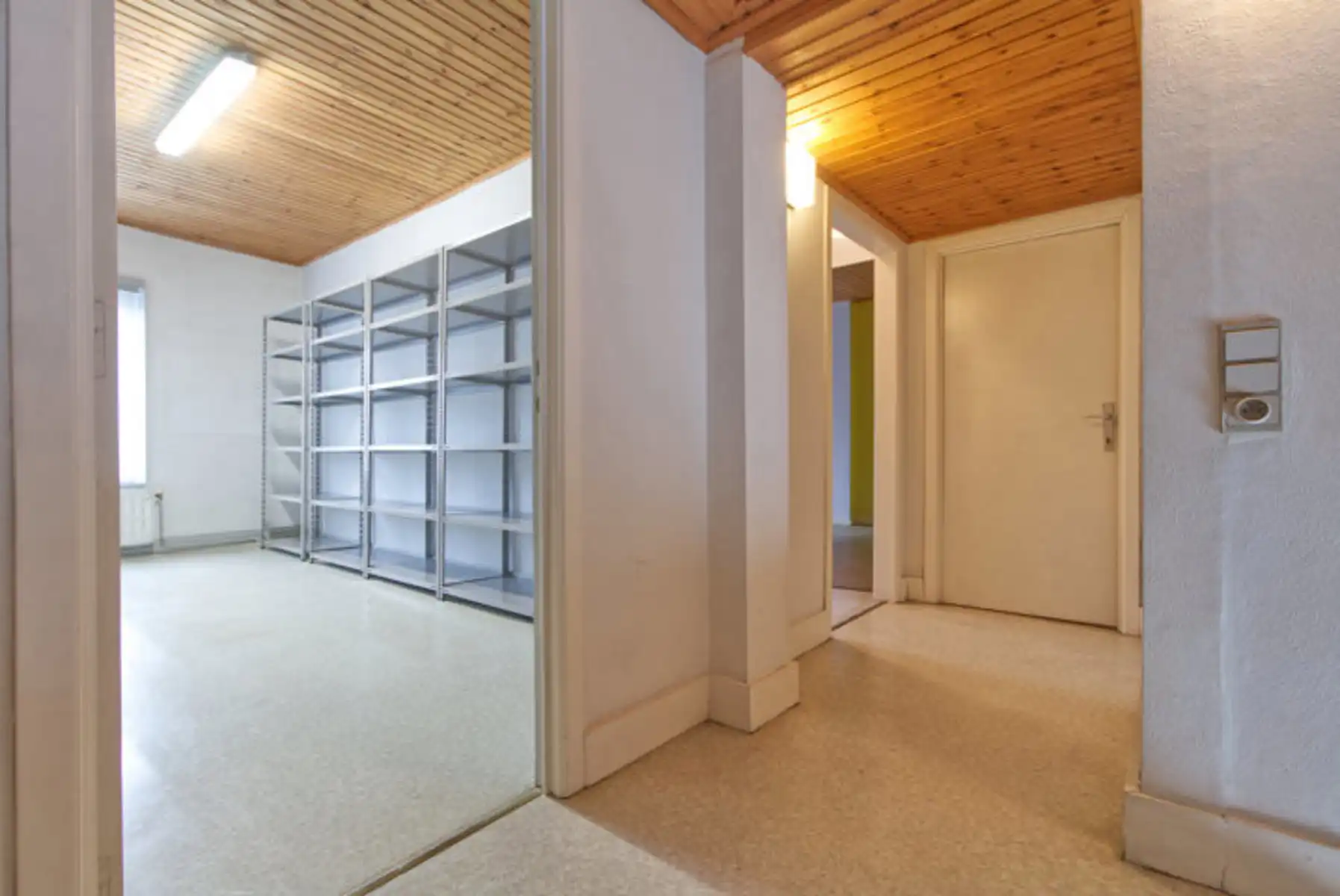 HERENHUIS - 4 tot 5 SLK - 2 LIVINGS - KOER - TERRAS - TUIN   foto 35