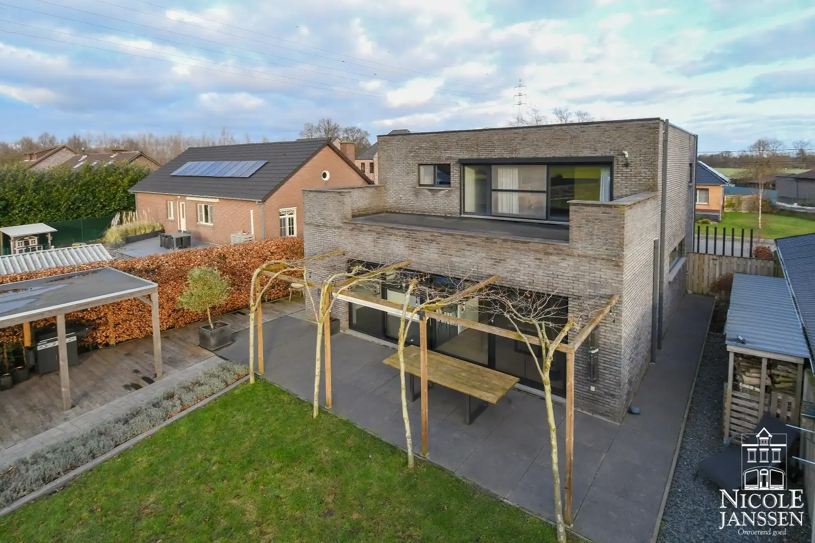 Energiezuinig modern huis met fantastisch vrij uitzicht foto 29