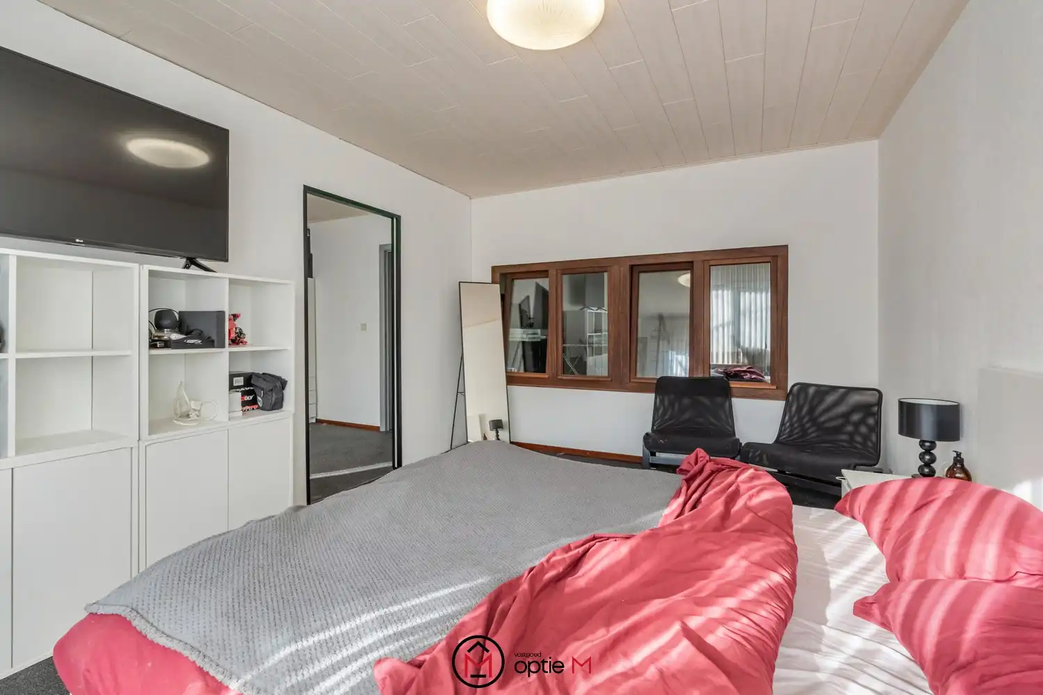 Investeringspand te koop in Genk – Twee verhuurde appartementen met onmiddellijk rendement foto 11