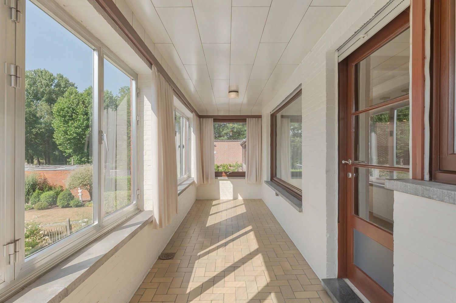 Te renoveren woning  – rust en groen uitzicht gegarandeerd foto 18