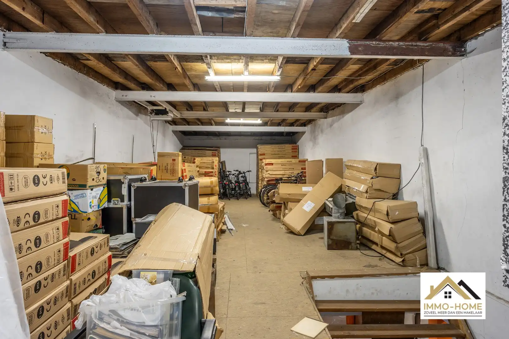 Ruim handelspand (497m2) voor verschillende doeleinden op toplocatie!  foto 11