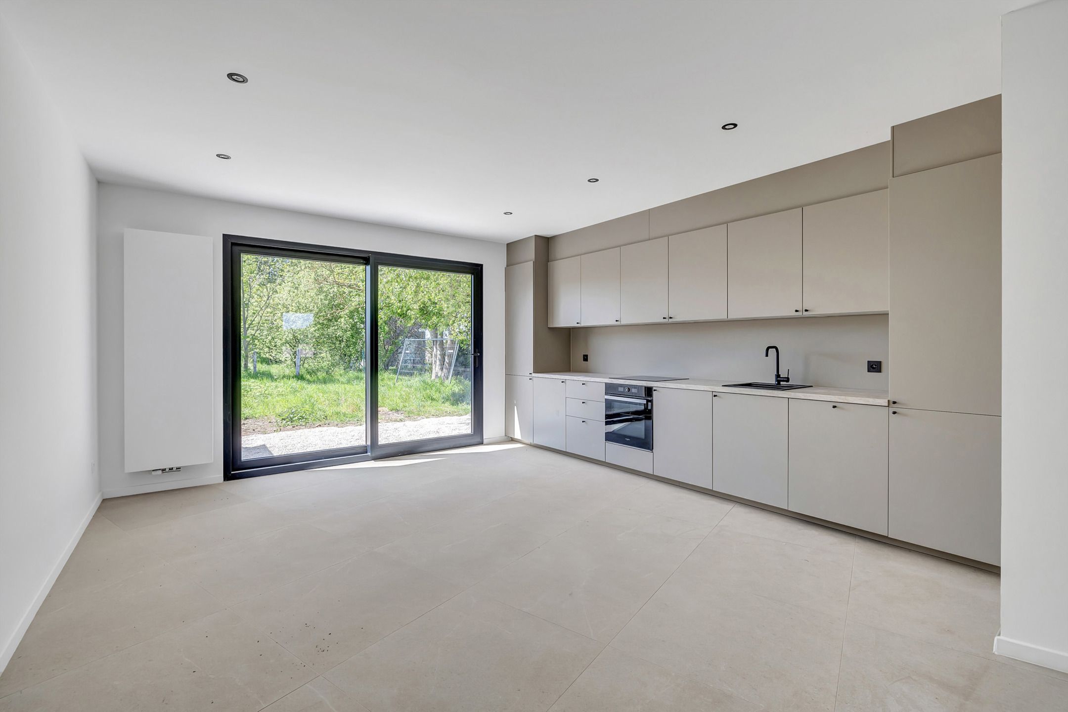 Volledig vernieuwde halfopen woning met verzicht op de agrarische omgeving foto 5