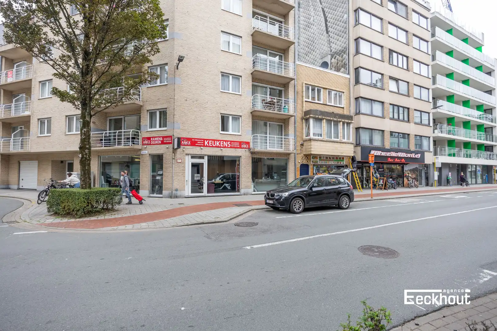 Instapklaar 2 slaapkamer appartement met terras in Oostende foto 14