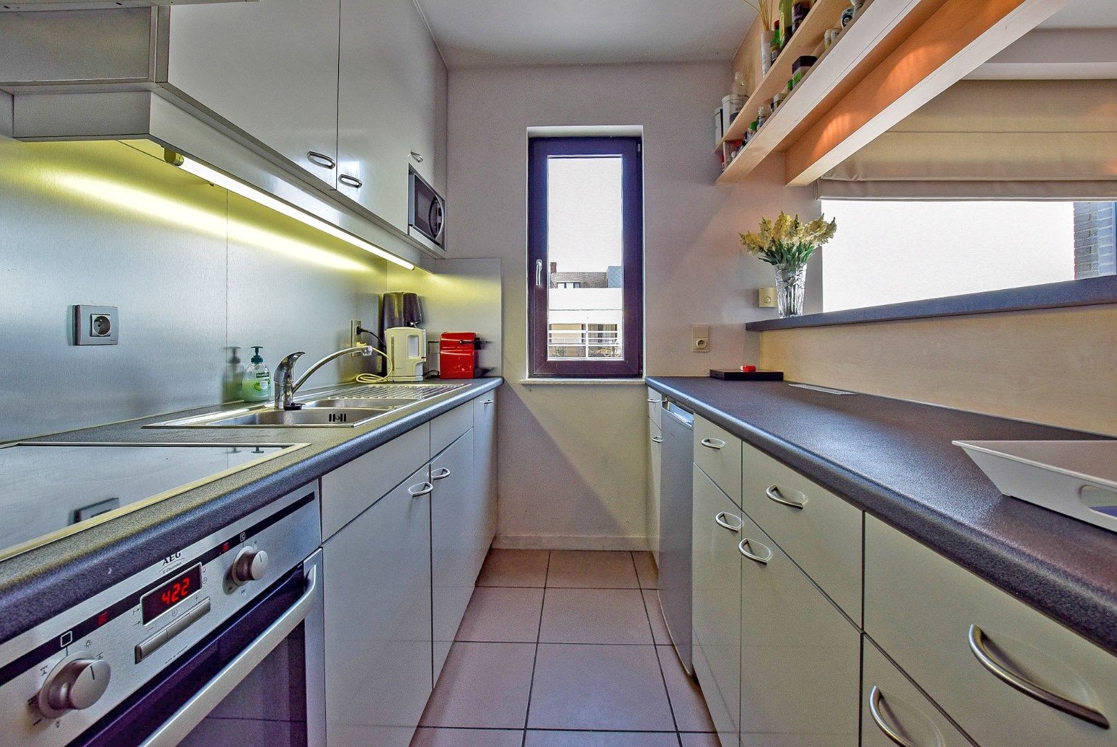 Ruim penthouse (3-slaapkamerappartement) met maar liefst 120m2 terrassen te Oostduinkerke-Bad.  foto 11