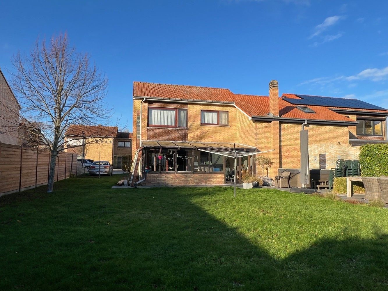 Instapklare woning met 4 slaapkamers en garage. foto 14