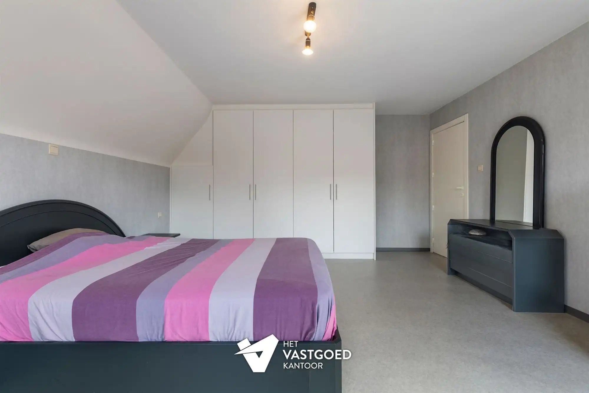 PERFECT ONDERHOUDEN, INSTAPKLARE WONING OP IDEALE LIGGING foto 20