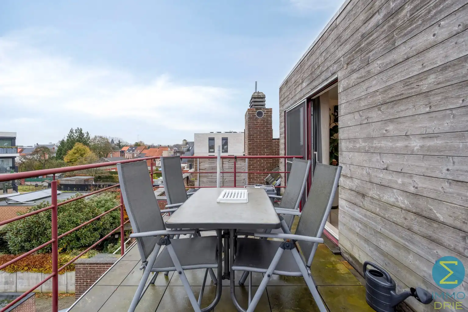 Gezellig dakappartement met 1 slaapkamer, terras en carport. foto 10