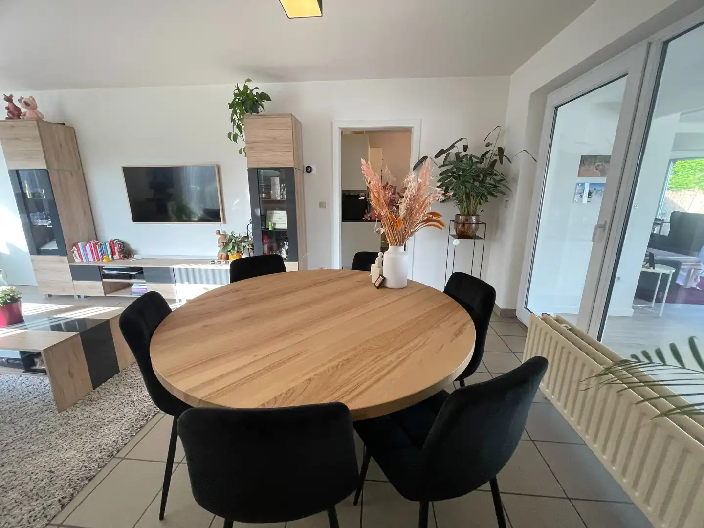 Rustig gelegen woning met 2 slaapkamers en tuin te Lommel. foto 4