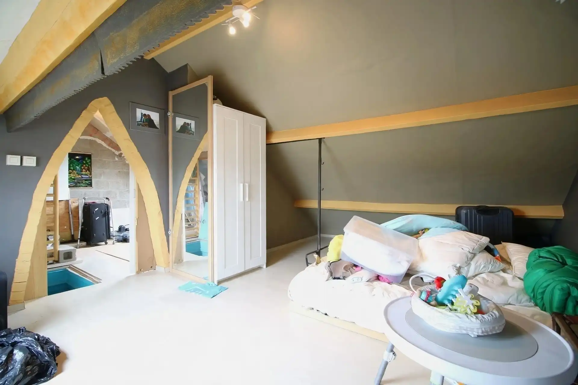 Vernieuwde woning HOB in rustige woonwijk foto 23