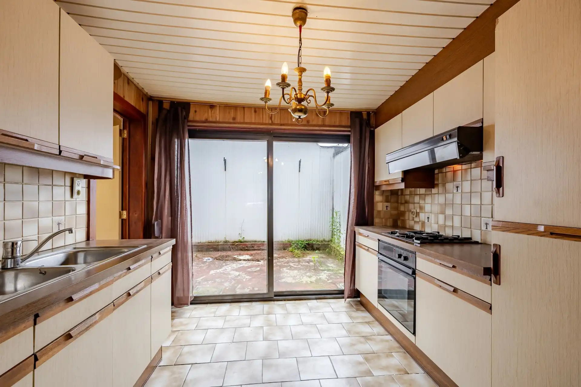 Te renoveren woning, met 4 slaapkamers, centrum Gent! foto 2