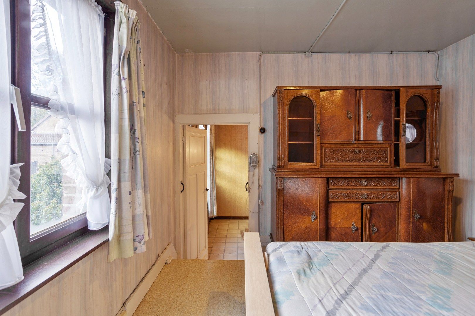 Te renoveren halfopen woning met 3 slpks op 604 m² te St.-Jozef-Olen ! foto 8