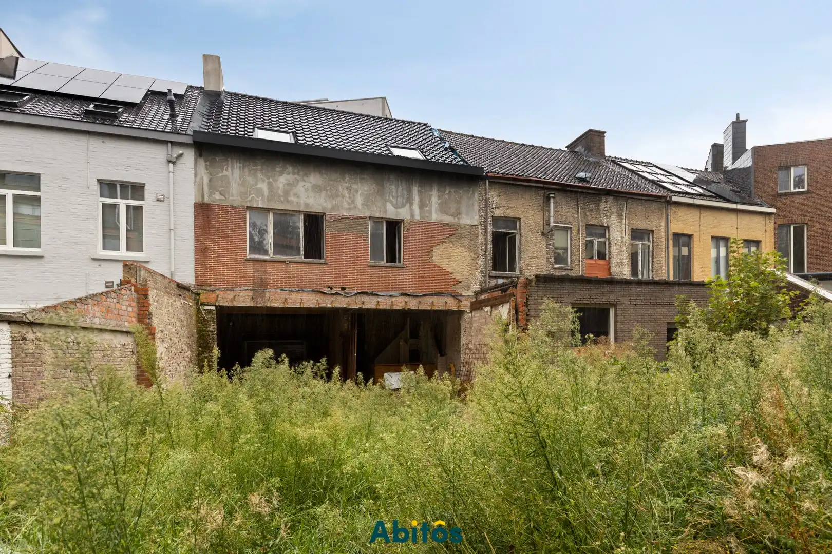 Uitzonderlijke renovatiekans op toplocatie in Ekkergem foto 8