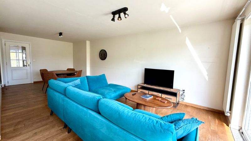 Centraal gelegen appartement met 2 slaapkamers foto 2