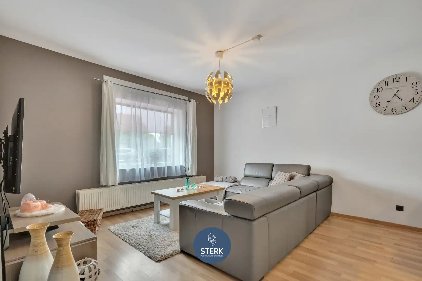 GEZINSWONING MET 2 RUIME SLPKS EN TUIN IN HARTJE KOTEM !  foto 2