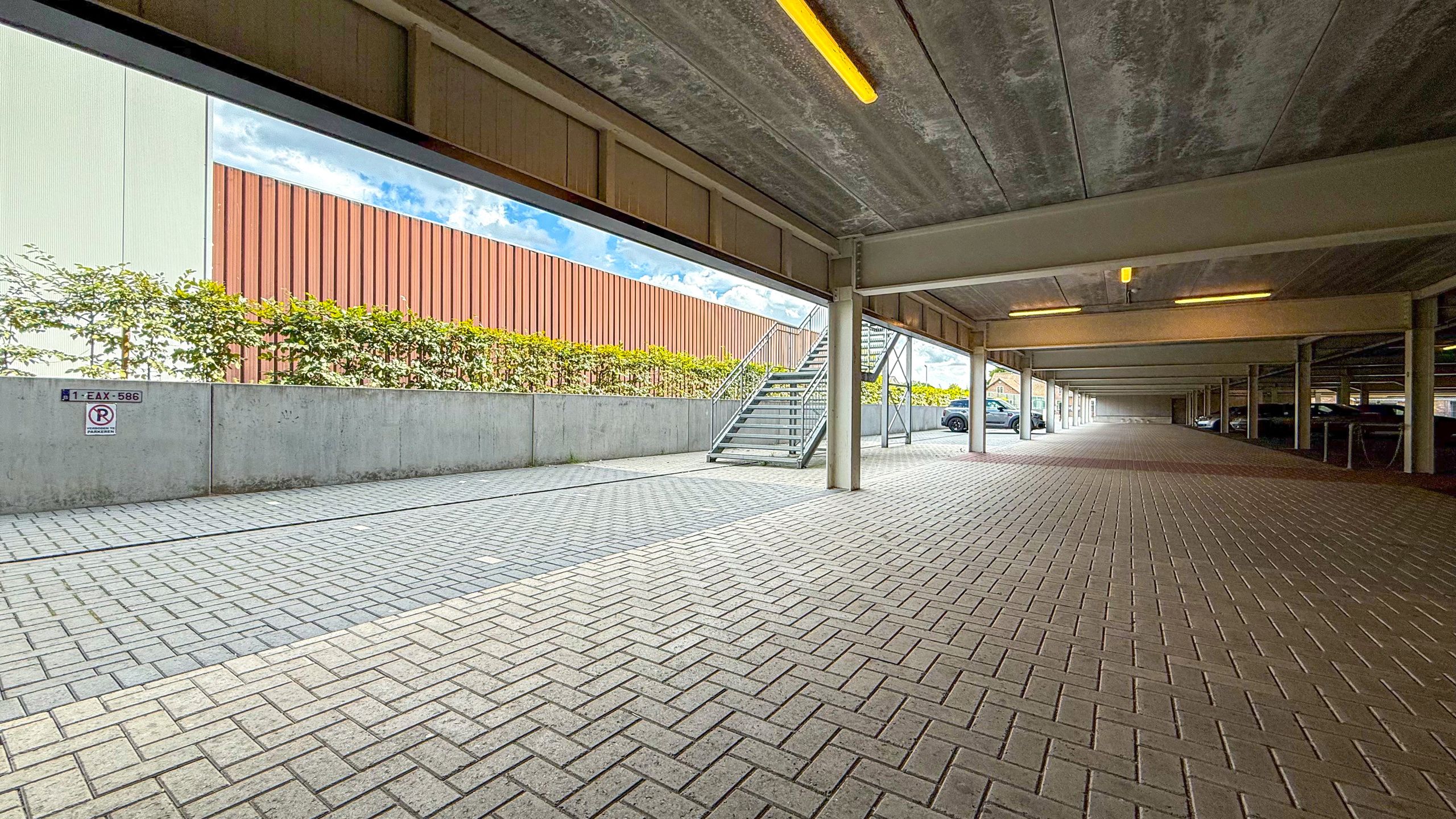 Nieuwbouwappartement met 2 slpks terras en parking aan 2% RR foto 34