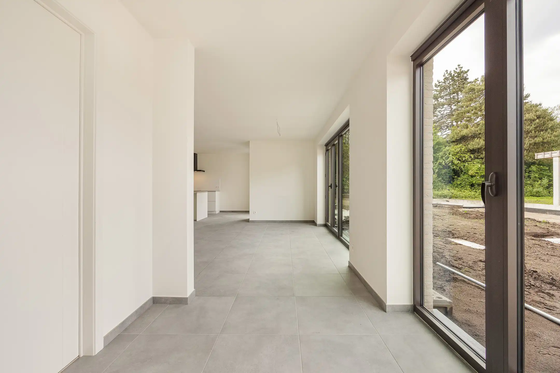 Nieuwbouw gelijkvloers appartement met tuin en terras foto 9