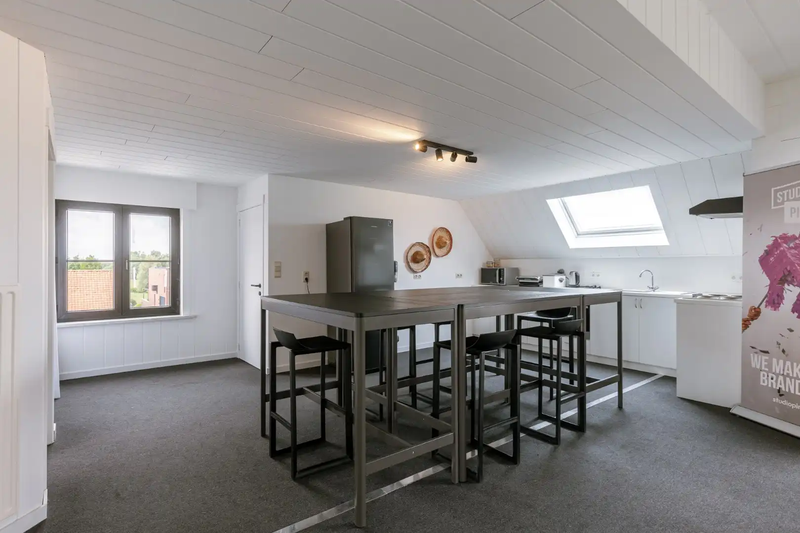 Commercieel gelegen kantoorgebouw  foto 19