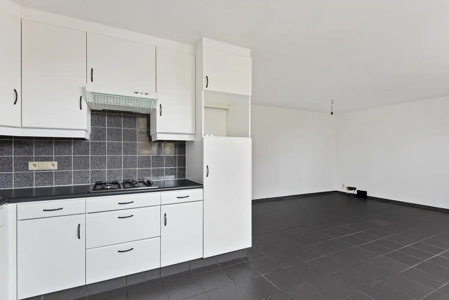 Leuk appartement met terras op gunstige locatie te Lint foto 7