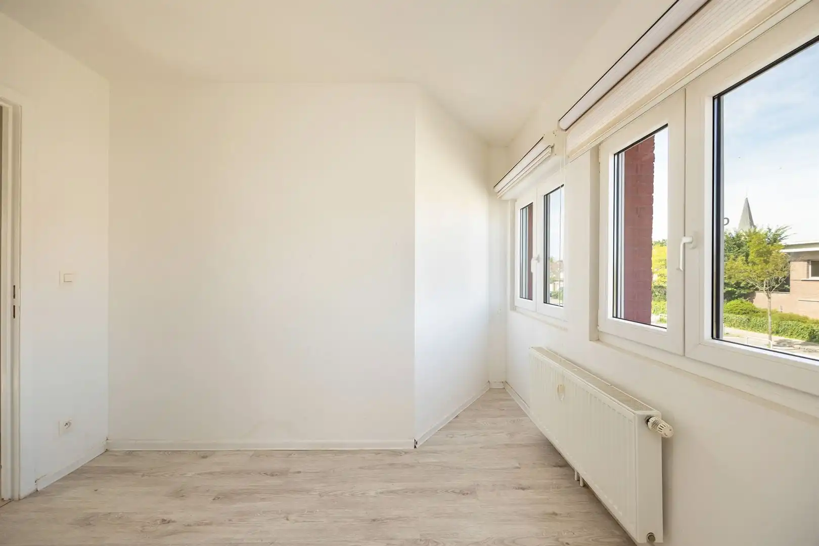Op te frissen/te renoveren woning te Hoboken foto 10