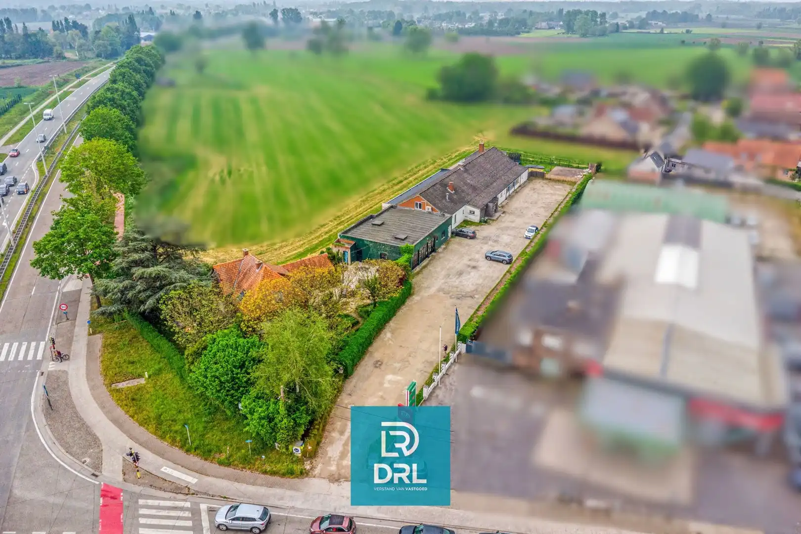 recreatie- en horecazaak met sterke omzetcijfers op toplocatie te Aalter – Knesselare foto {{pictureIndex}}