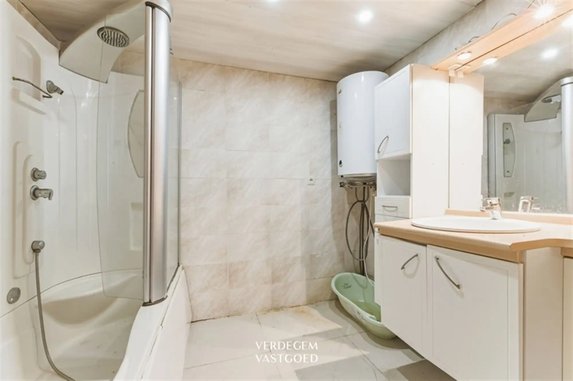 Rustig gelegen rijwoning met 3 slaapkamers en terras foto 10