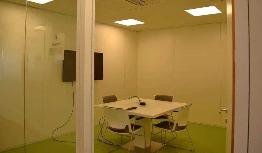 Kantoorruimte te huur in Quinten Building te Berchem foto 14