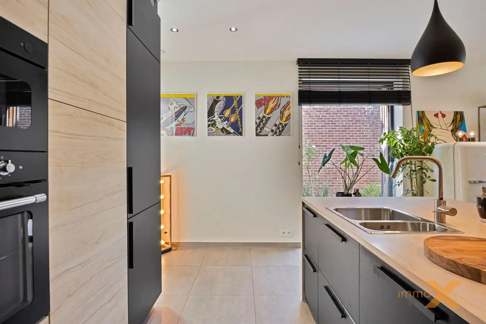 Charmante lichtrijke totaal gerenoveerde woning!! foto 8
