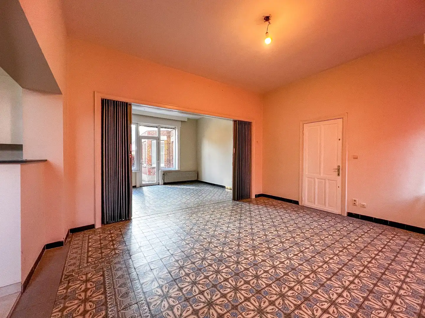 Opbrengsteigendom met 2 appartementen foto 5