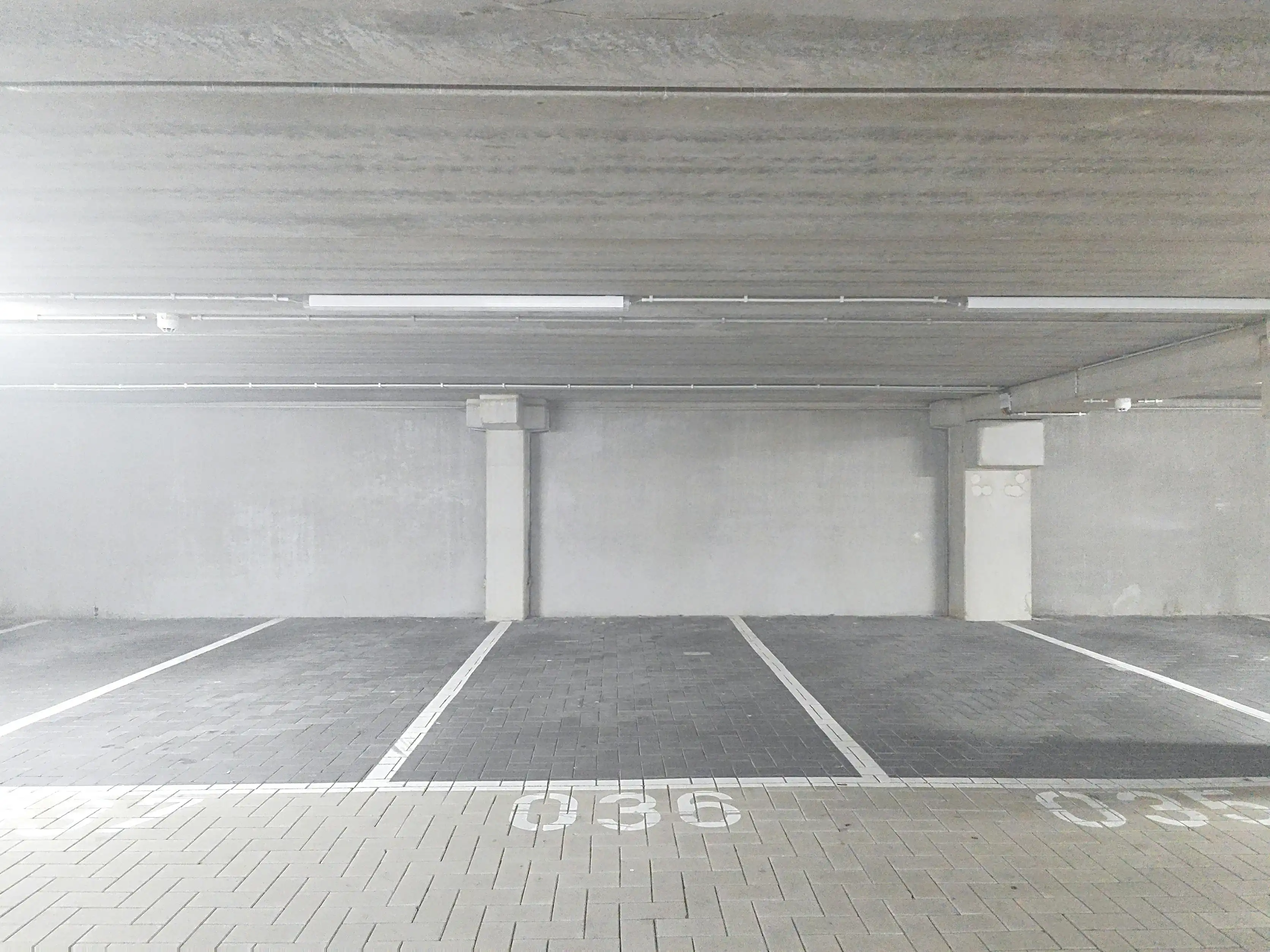 3 autostaanplaatsen te koop nabij station van Blankenberge foto 6