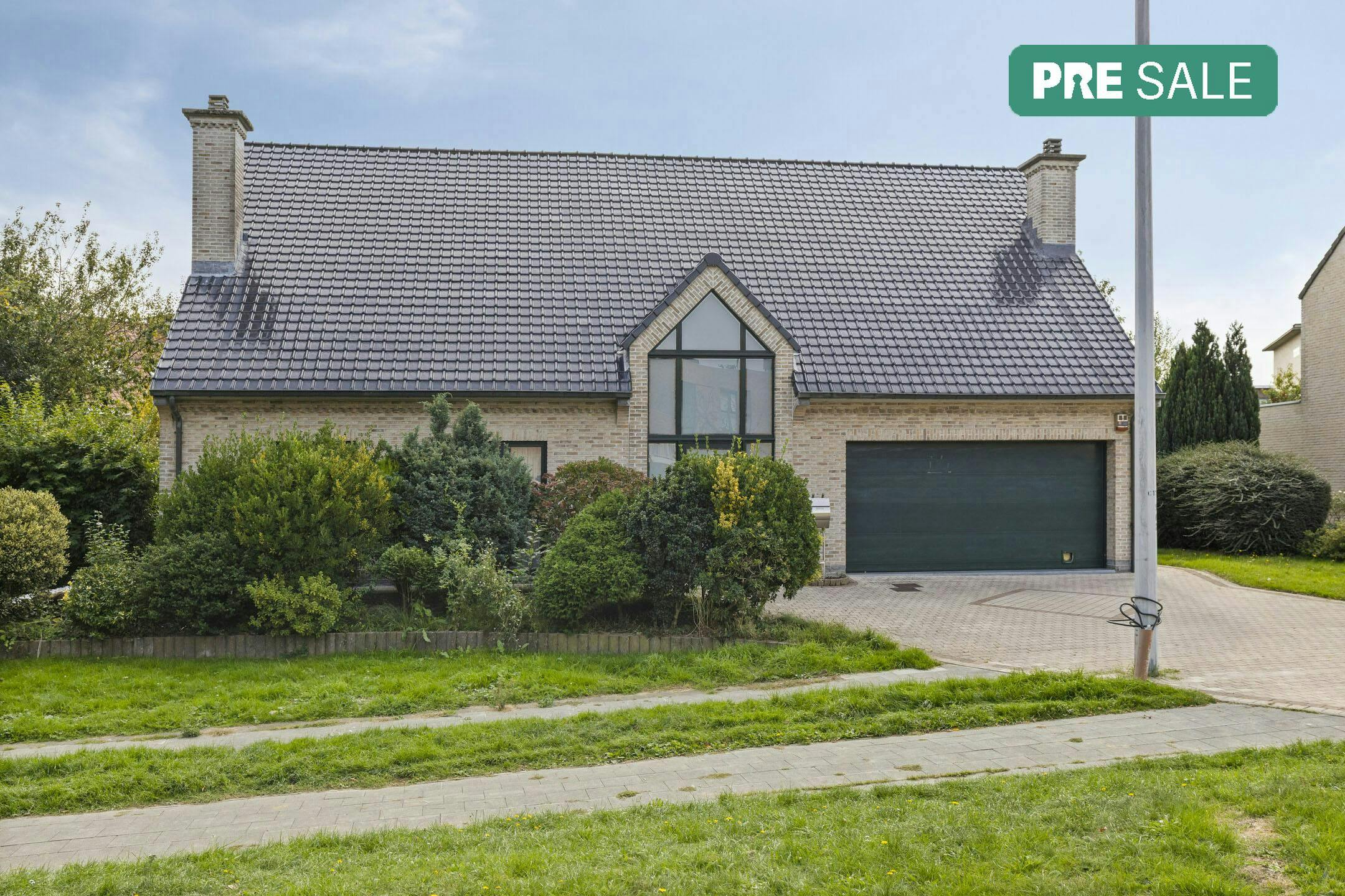 Viergevelwoning op 5a19ca op wandelafstand van het centrum van Strombeek foto 2