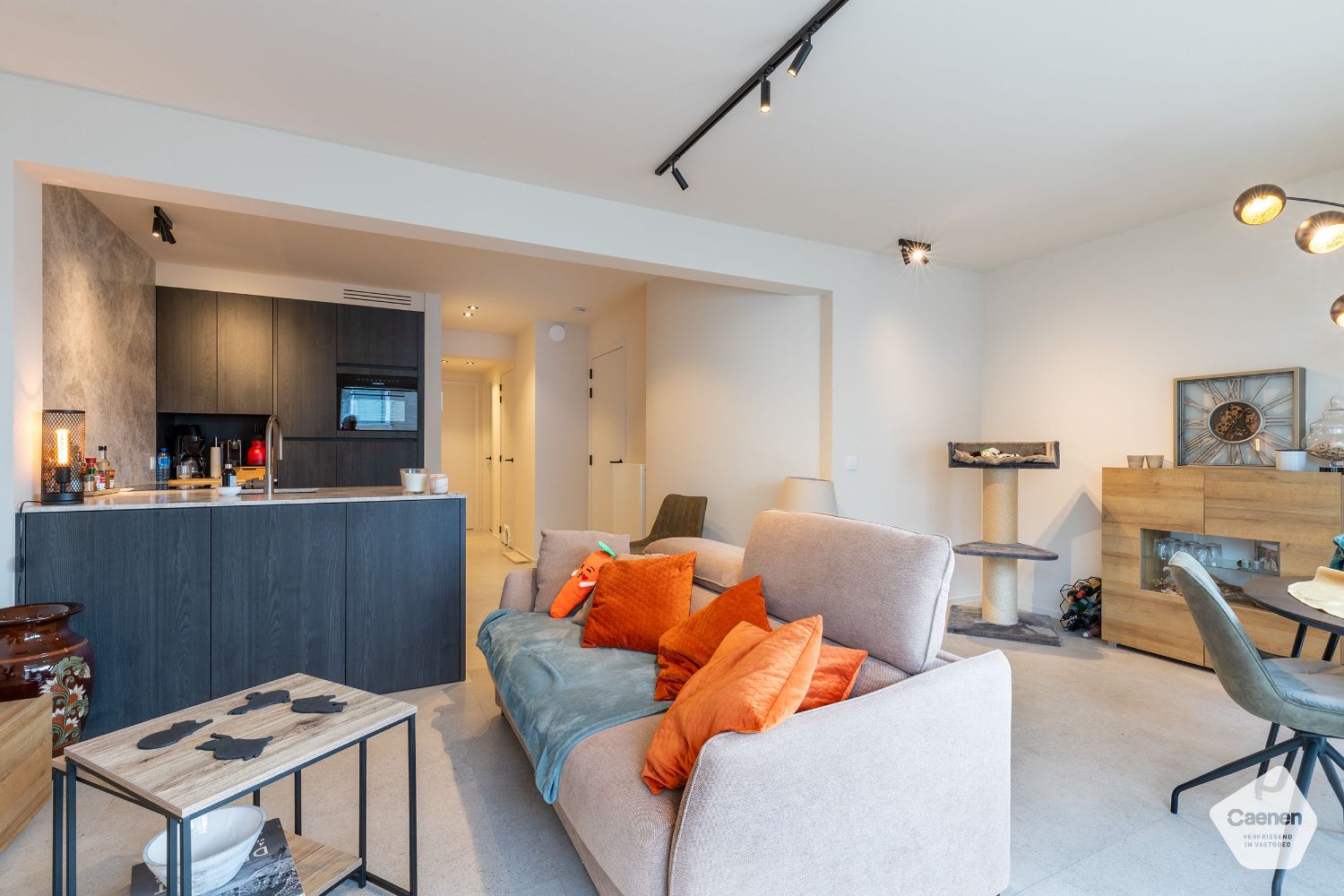 Luxueus tweeslaapkamer appartement met lateraal zeezicht! foto 5