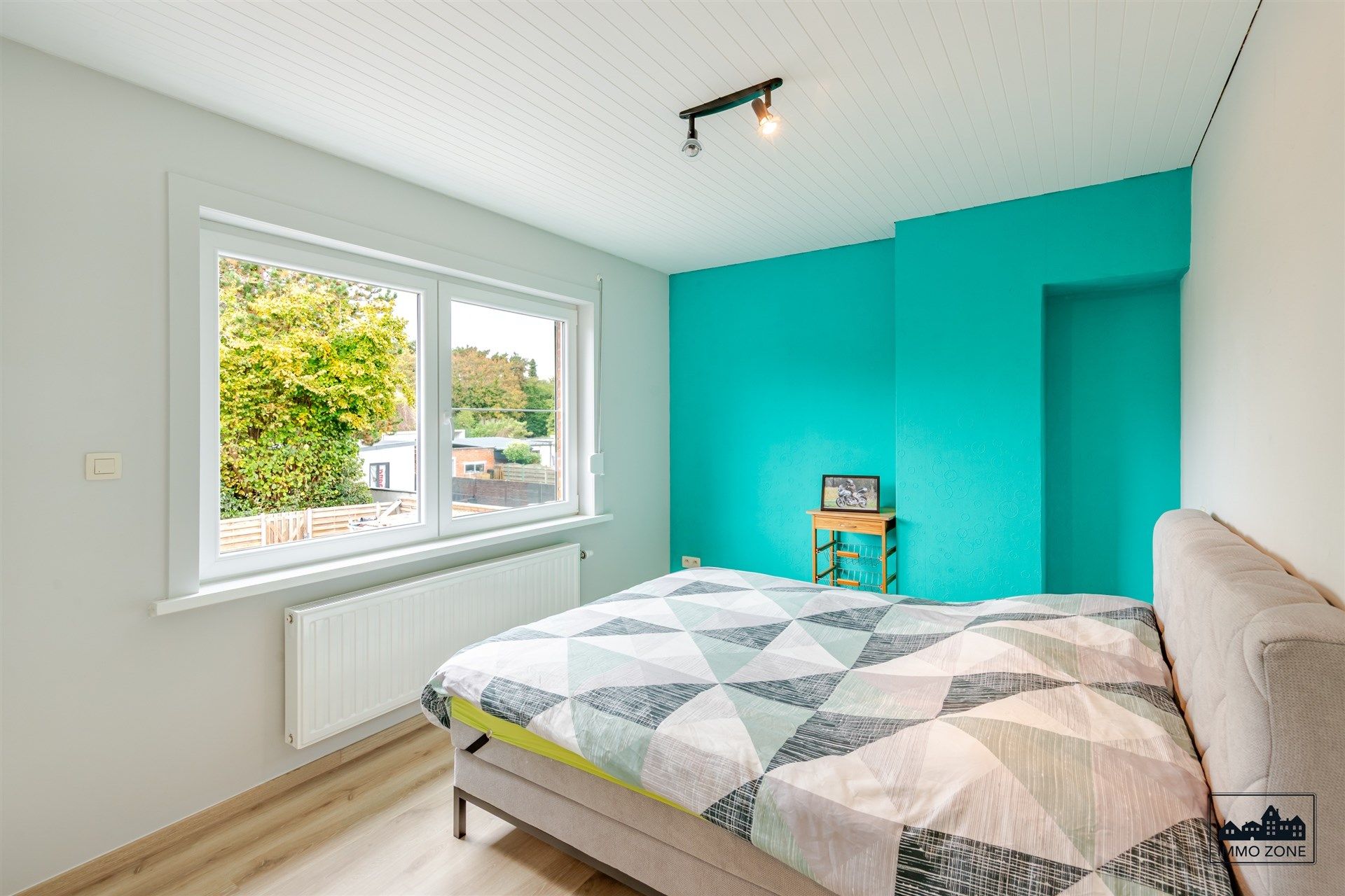 Instapklare, gerenoveerde woning in centrum Hamme. foto 9
