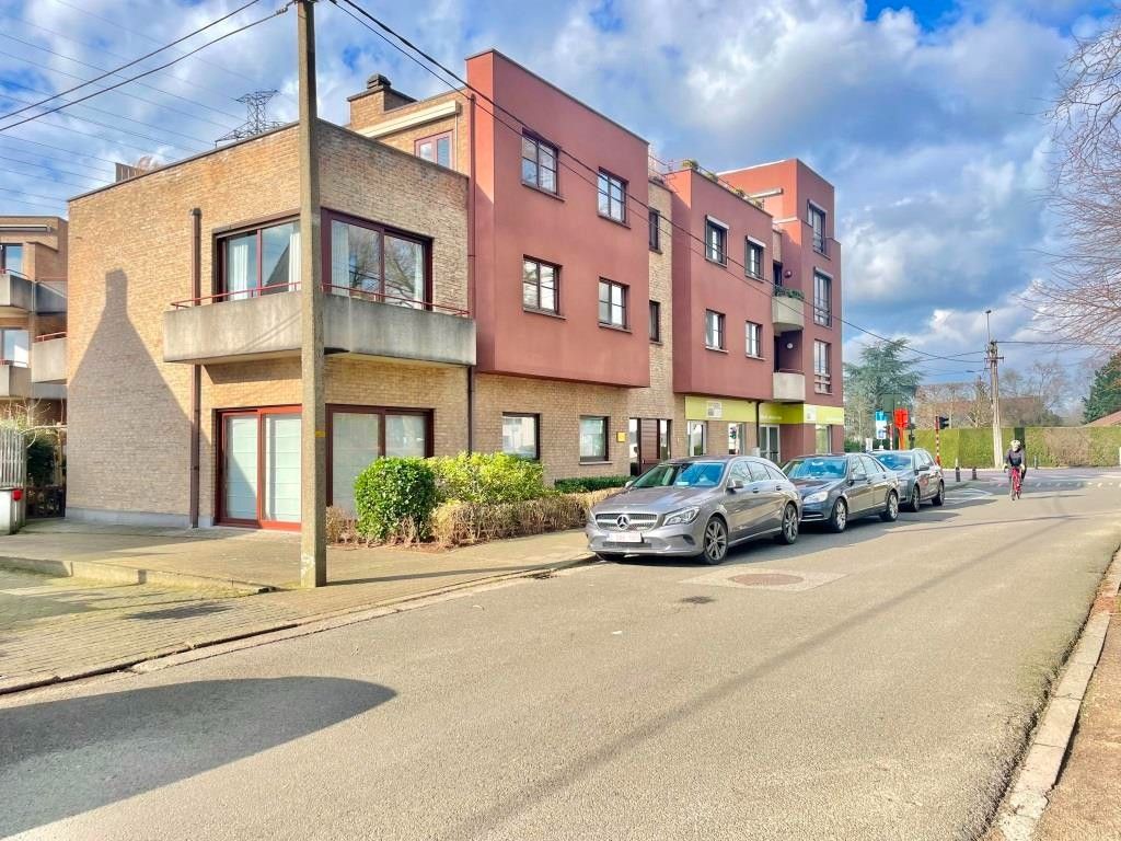 Mooi onderhouden appartement op de eerste verdieping met twee slaapkamers en charmante terrassen. foto 20