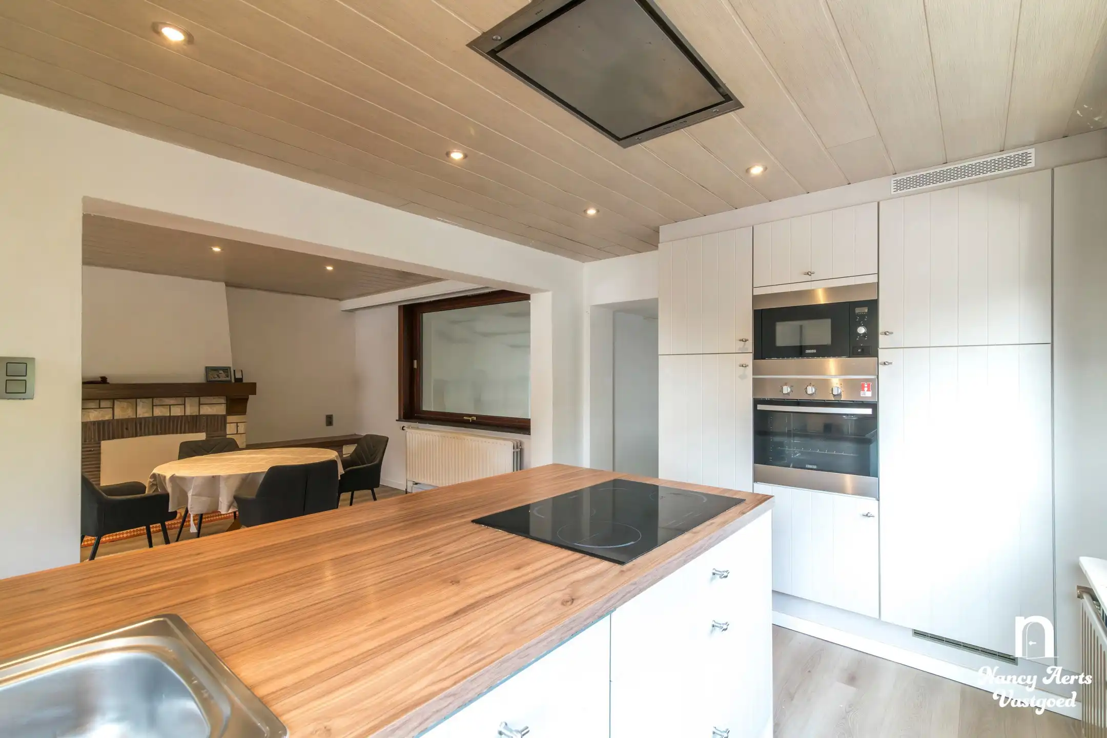 Gerenoveerde gezinswoning met ruimte voor eigen invulling foto 7