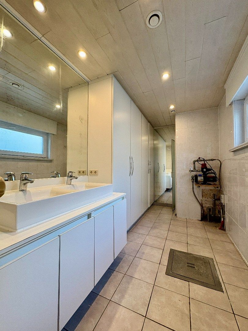 Instapklare woning nabij centrum Kortrijk foto 6