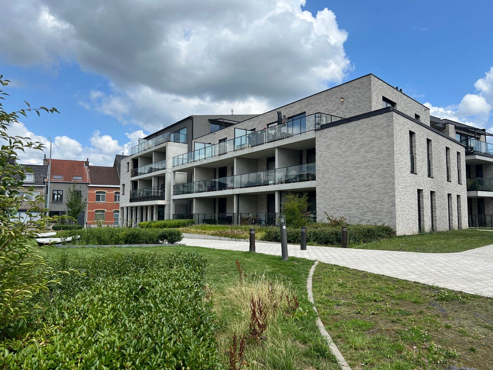 NIEUWBOUWAPPARTEMENT TE HUUR OP TOPLOCATIE IN CENTRUM ASSE foto {{pictureIndex}}