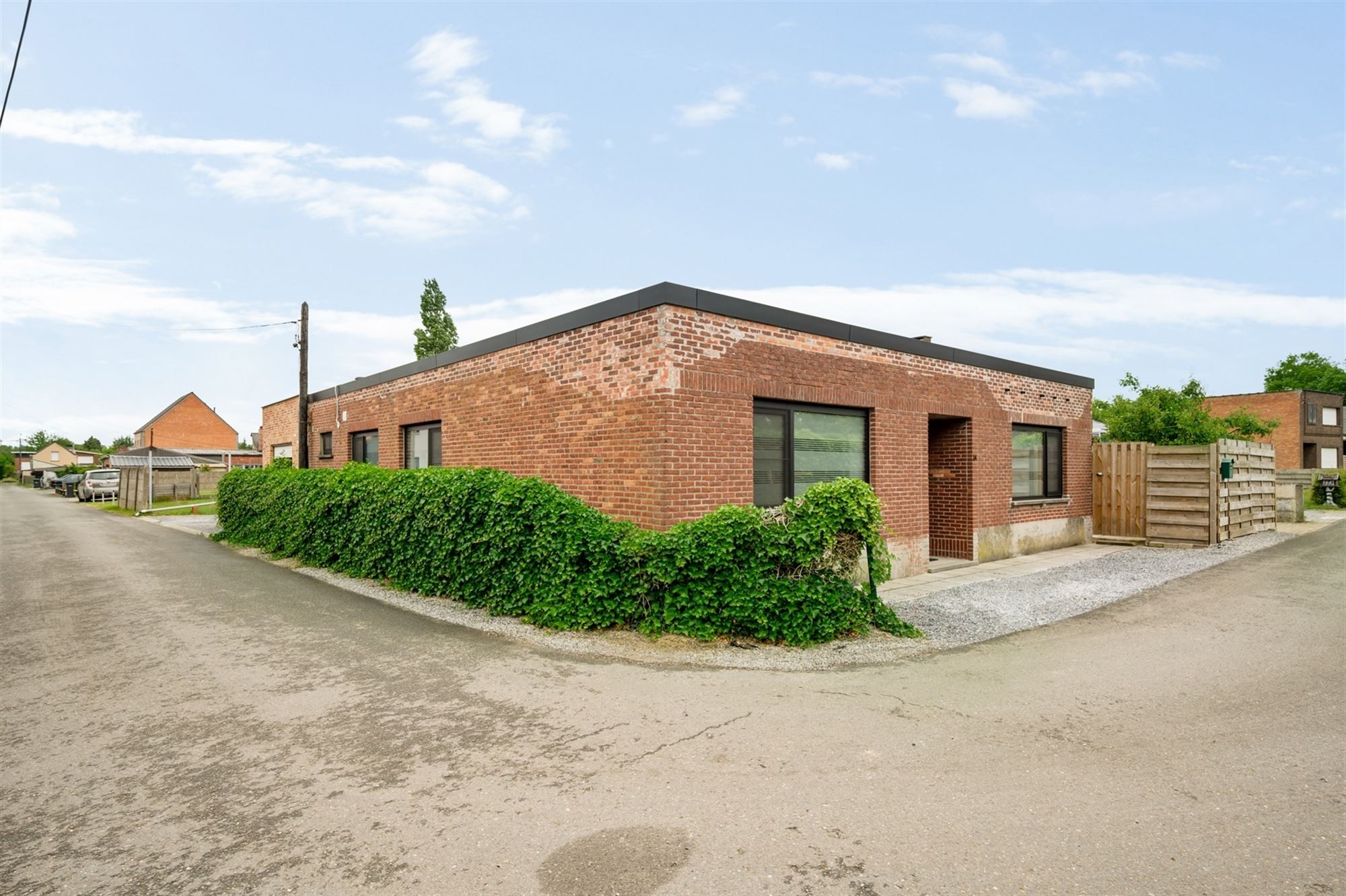 Grondig gerenoveerde, energiezuinige laagbouw te Putte foto 17