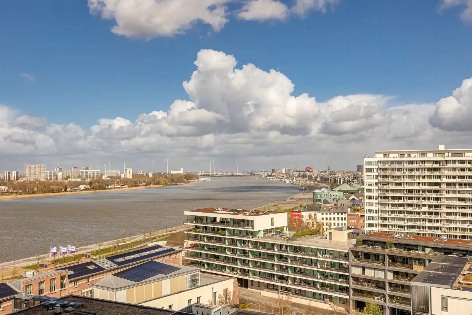 Wonen met prachtige panorama's en XXL-terrassen foto 27