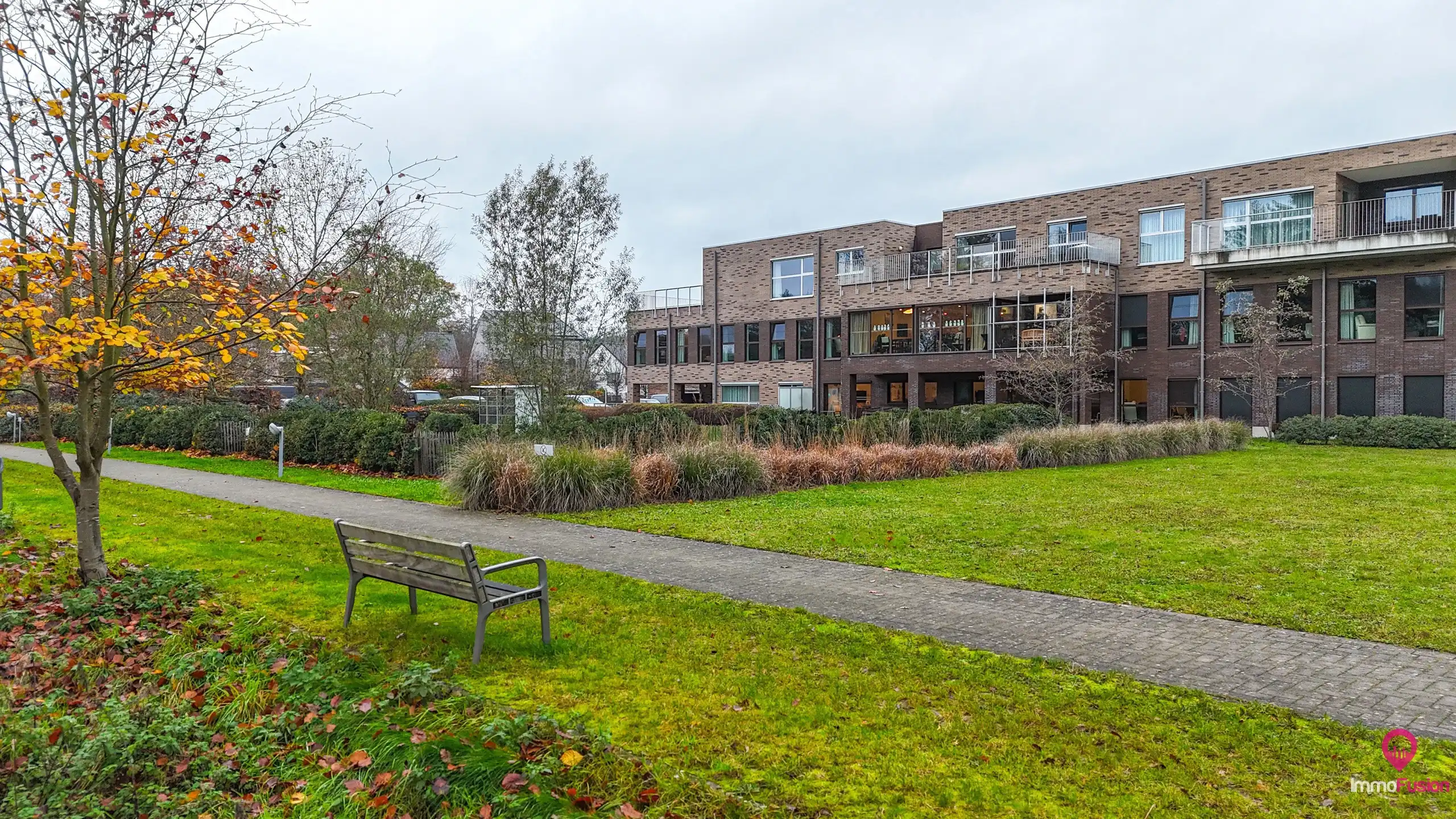 Stijlvol serviceflat met comfort, rust en zekerheid! foto 44