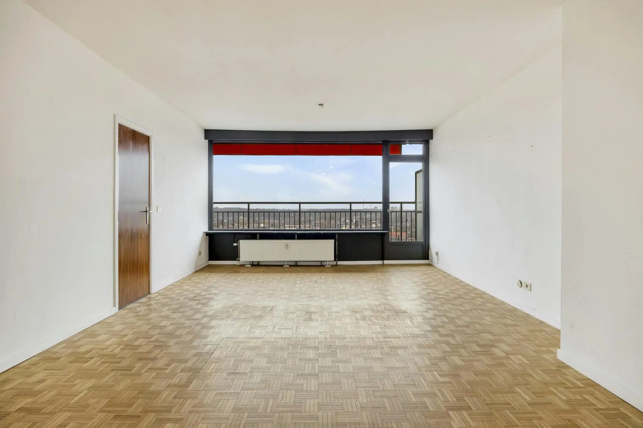 Appartement met 2 slaapkamers te koop in het centrum van Wilrijk foto 2