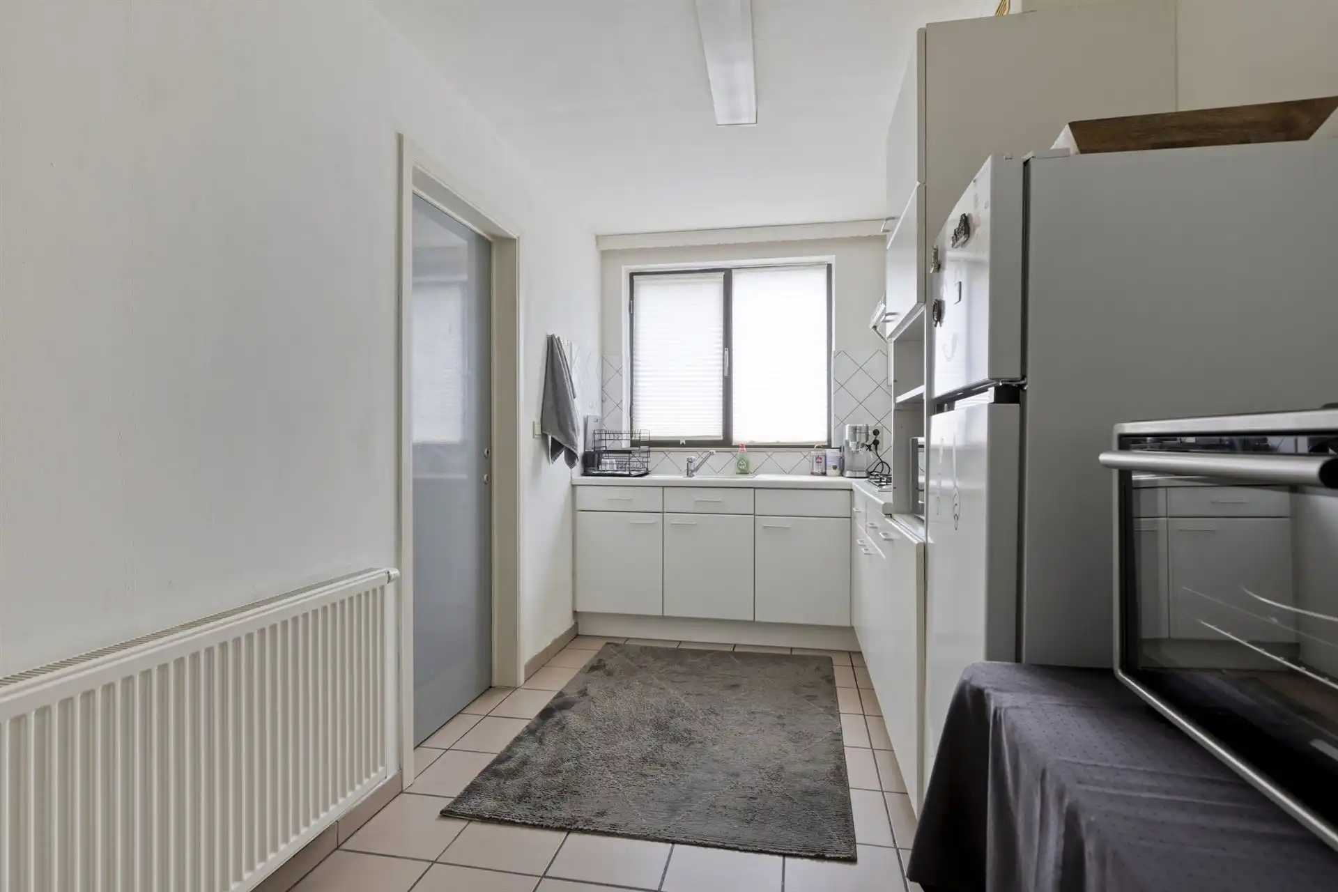 Instapklaar app. met 2 slaapkamers, terras en garage. foto 9