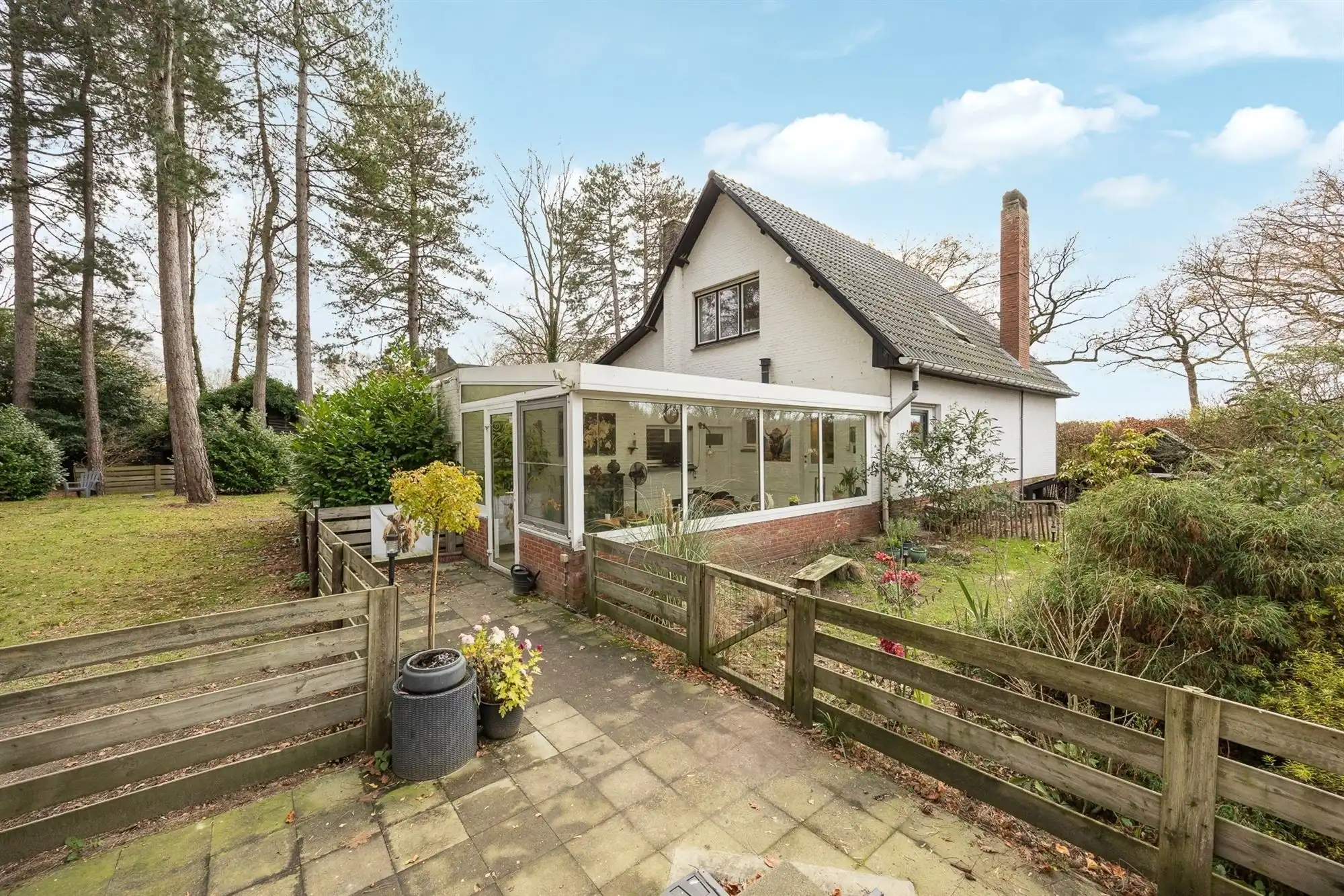 Charmant landhuis op een perceel van 2.760m² foto 2