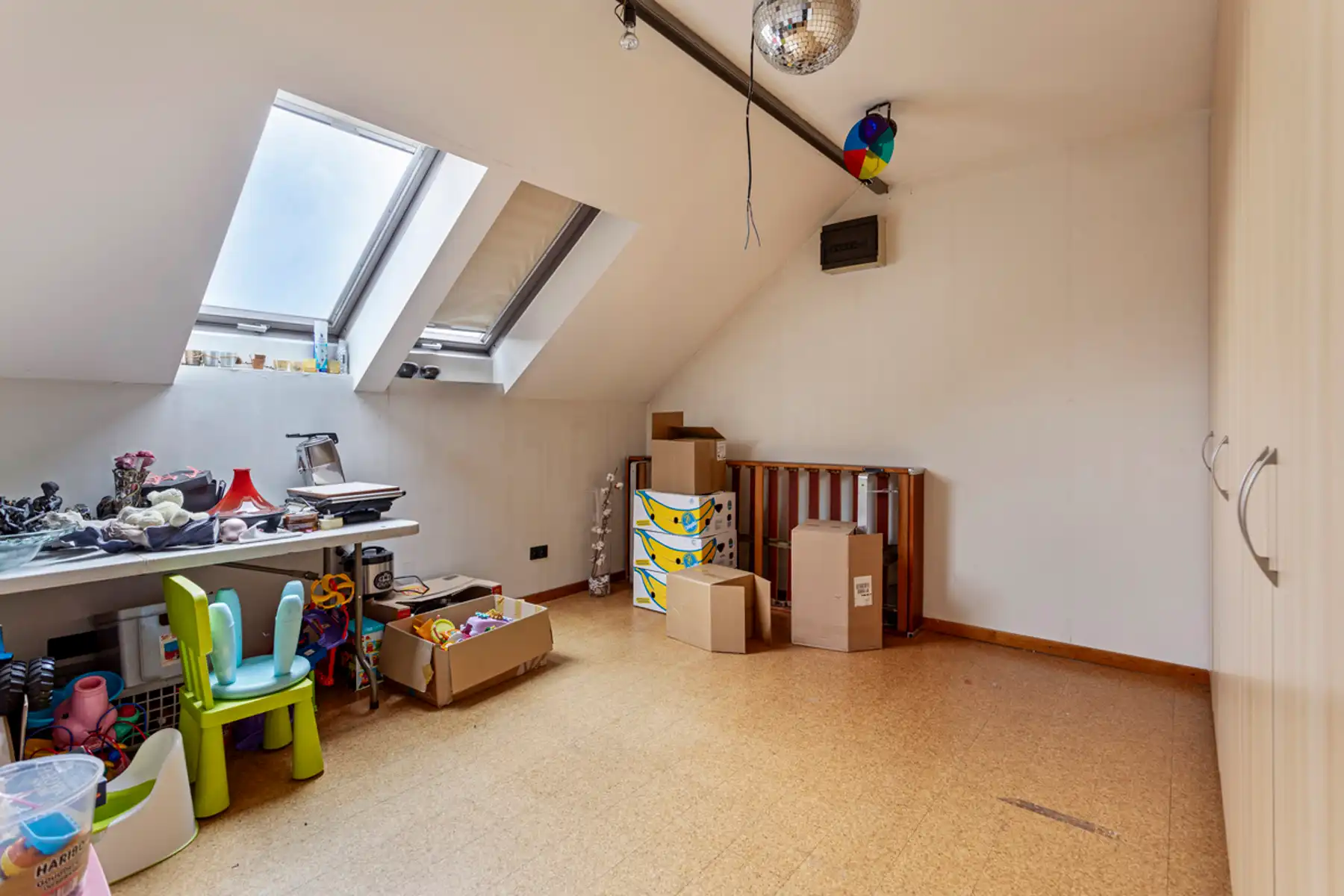 Handelspand met appartement  te koop in Heist-op-den-Berg! foto 30