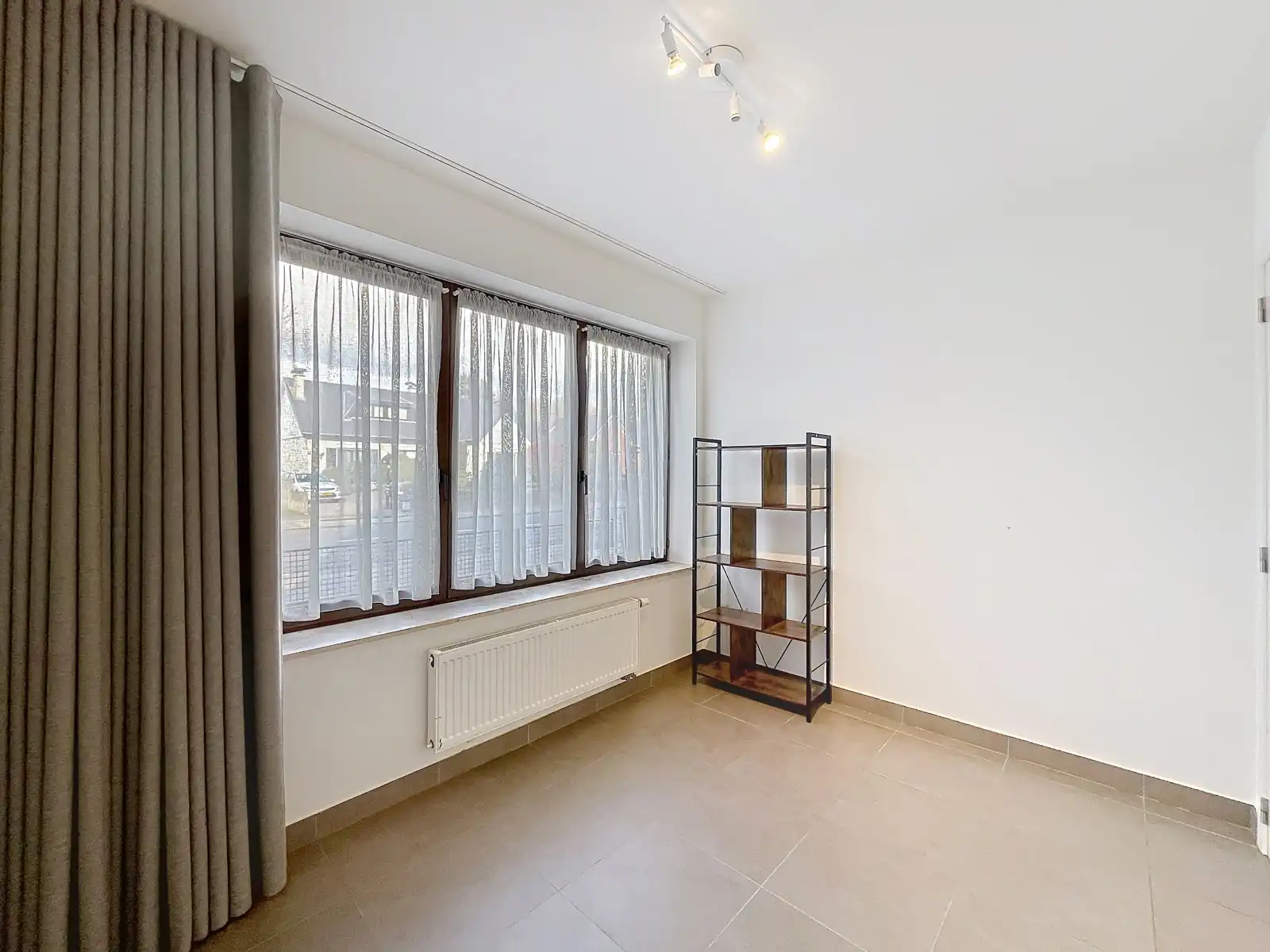 Gelijkvloers appartement met 2 slpk. nabij Kinrooi centrum foto 10